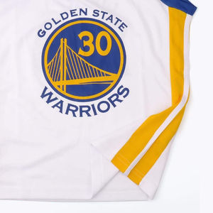 Vente en gros d'uniformes d'équipe de basket-ball unisexe de dernière conception OEM ensemble d'uniformes d'équipe de maillot à sublimation personnalisée - Product Image 3