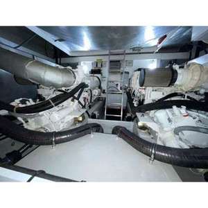 Yate de Lujo Sunseeker Portofino 53 MKII de Segunda Mano, Casco de Fibra de Vidrio y Aluminio, Opción de Motor Interior o Exterior - Product Image 5