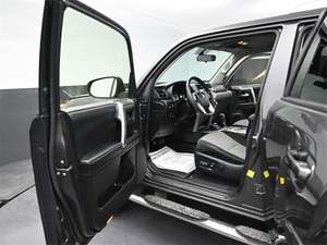 Elite Utilisé 2018 4-Run-ner S-R5 4WD - Product Image 5