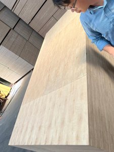 ไม้ปาร์เก้ไม้เนื้อแข็งคุณภาพสูง 32 มม. ผลิตในเวียดนาม สำหรับตกแต่งภายนอก ใช้ในตู้คอนเทนเนอร์  เกรด E2 WBP แผ่นวีเนียร์สองด้าน LVL - Product Image 5