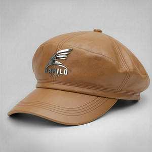 Gorra Deportiva Impermeable de 5 Paneles con Logotipo Personalizado Bordado, Precio Bajo, con Correa Ajustable, Estilo Sencillo, en Venta - Product Image 1