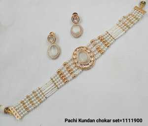 Indian Motipearl & Drop elegante tradicional y de moda tono dorado pesado Kundan perla gargantilla collar pendiente conjunto para mujer - Product Image 3