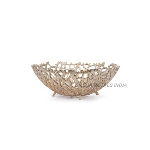 Cuenco DE SERVICIO DE METAL artístico de primera calidad con forma orgánica única y diseño texturizado perfecto para una cena elegante y decoración del hogar - Product Image 5