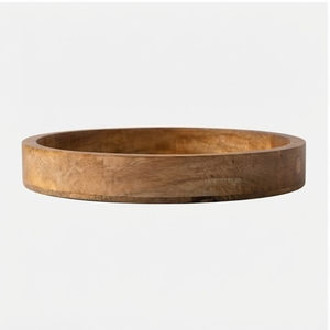 Plateau décoratif rond en bois de manguier avec motif mandala abstrait sculpté, style bohème, plateau de service en bois artisanal - Product Image 3