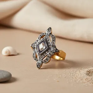 Anillo de Diamantes Chapado en Oro de Lujo Vintage con Diamantes Pavé, Joyería Premium - Product Image 2