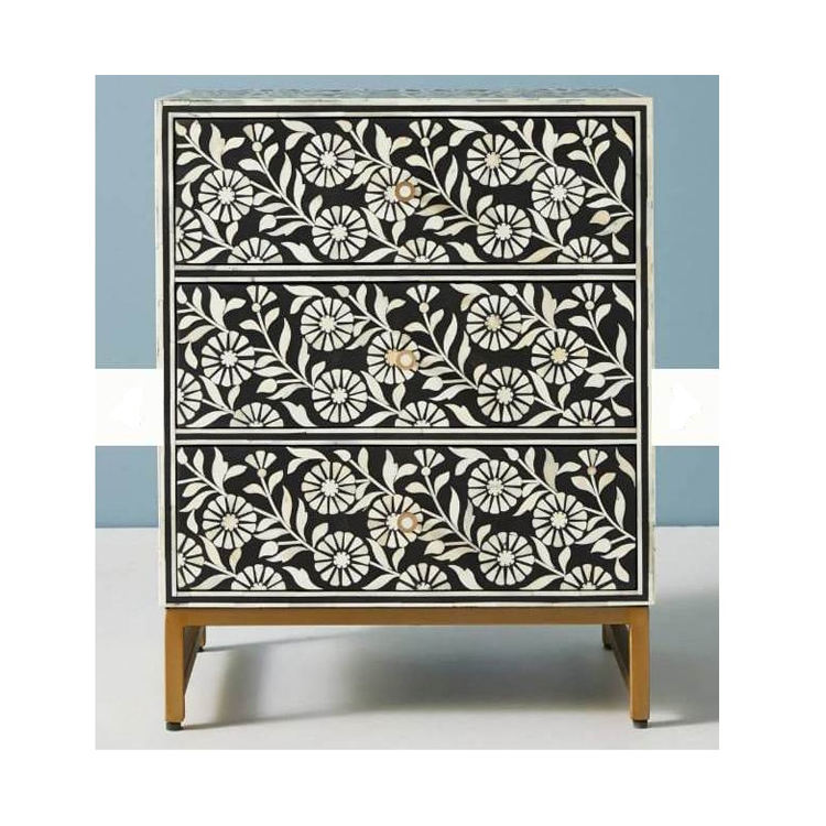 ขาว &amp; ดำ