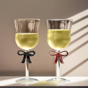 Verres à vin en verre classiques faits à la main BRUSHSTROKE BLISS avec nœud papillon - Écologiques et durables, qualité luxueuse pour les fêtes - Product Image 4