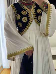 Último Diseño de Vestidos Afganos para Mujer, Conjuntos de Vestidos Casuales para Bodas, Vestido Afgano de Color Sólido en Venta - Product Image 4