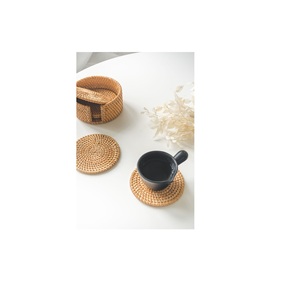 Posavasos de ratán redondos tejidos a mano de alta calidad con soporte, manteles individuales tejidos por calor aislados de cerámica clásica, juego de posavasos ecológico - Product Image 1