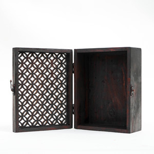 Vintage <b>Small</b> Wooden Square <b>Gift</b> <b>Box</b> Made From Premium Wood and Featuring Elegant Detailing Best Price Wholesale-From Viet Nam - Product Image 5