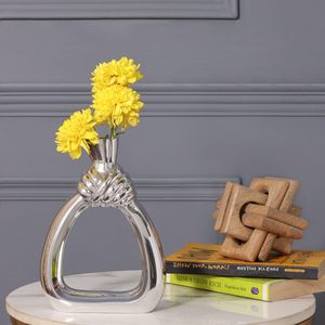 Vase à fleurs vintage classique, vase à fleurs en aluminium, lot de 3 pour la décoration de table, disponible en aluminium et en laiton - Product Image 2