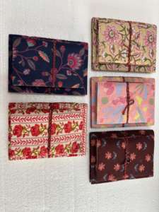 Cuaderno Creativo Portátil con Estampado Floral de Jaipur, Teñido Natural con Tintes Vegetales, Tela de Algodón Estampada a Mano de Primera Calidad, para Promocionales - Product Image 5