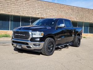 2023 Ram 1500 Laramie Crew CAB 4WD รถกระบะมือสองหนังสีเข้มกระปุกเกียร์อัตโนมัติด้านหลังกล้อง R17ยางอลูมิเนียมอัลลอยด์ - Product Image 5