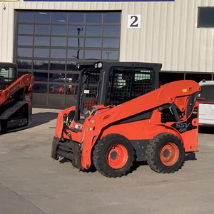 2022 Kubota SSV65 Cargador frontal Platinum Cerrado Ruedas Skid Steer Truck y equipo con componente de motor central - Product Image 1