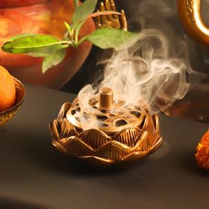 เตาเผากำยานไม้จันทน์อินเดียทำจากทองเหลืองแท้ ทนทาน เป็นมิตรกับสิ่งแวดล้อม พร้อมฝาปิด สำหรับใช้ในพิธีทางศาสนา วัด และห้องสวดมนต์ที่บ้าน - Product Image 6