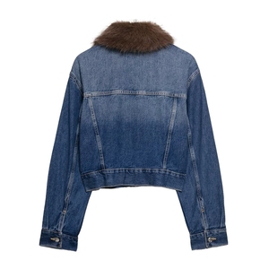 Nouveautés 2025 Veste courte en jean décontractée pour femmes Respirante Bouton Automne Hiver Poche à rabat Revers Manches longues Polyester - Product Image 2