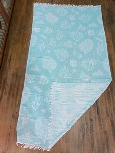 ผ้าขนหนูชายหาด DAFNI BIG PAZAR ลายปลาดาวพิมพ์สีม่วง ผ้าฝ้ายเทอร์รี่ทอ พร้อมพู่สีขาว น้ำหนักปานกลาง เคลือบ HDPE - Product Image 1