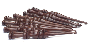 Ensemble de crochets en palissandre enchantés Outil de tricot en bois ergonomique Crochets faits à la main à des fins de don - Product Image 3