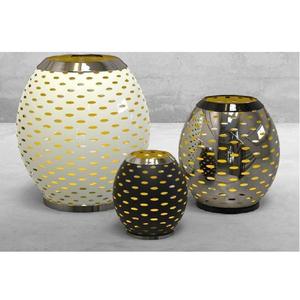 Portavelas Decorativo de Acero Inoxidable al por Mayor, Farol Esmerilado con Recubrimiento en Polvo de Primera Calidad y Diseño de Corte Dorado. - Product Image 6