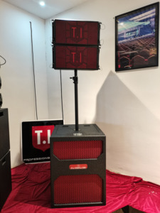 Sistema di Altoparlanti Line Array con Subwoofer Singolo da 18 Pollici Pro 118 <span class=keywords><strong>P</strong></span> <span class=keywords><strong>T</strong></span>.I Pro Audio Pro Sound - Product Image 3