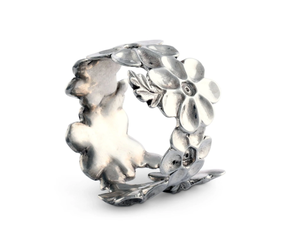 AK Laiton Fleurs Design Aluminium Rond De Serviette En Argent Antique Fini Pour Table Décor Accents/Hôtel Décor - Product Image 4