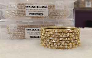 Dernier lot de bracelets Rajwadi pour femmes, vêtements de mariée, bracelets en métal de créateur avec pierres, disponibles dans de nombreux choix de couleurs pour la fête - Product Image 5