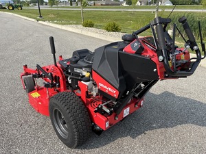 Tondeuse à gazon Gravely ProWalk36 avec moteur de 196 cm³ et puissance de 5000 W, conçue pour des performances efficaces sur de grandes surfaces gazonnées - Product Image 5