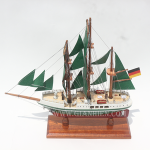 Gia Nhien Fabricant Approuvé Conception Personnalisée Bas quantité minimale de commande ALEXANDER VON HUMBOLDT MODÈLE GRAND VOILIER HAUTE QUALITÉ Artisanat maquette de bateau - Product Image 1