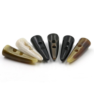 Boutons en résine fantaisie multicolores à deux trous pour vêtements, vente en gros de l'usine de boutons - Product Image 3