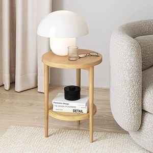 Table d'appoint ronde élégante en bois conçue avec des pieds symétriques et un design raffiné pour répondre aux thèmes modernes et classiques - Product Image 1