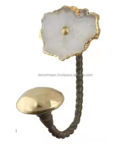 Look de feuilles pour les soutiens-gorge à finition dorée Crochet mural Artisanat Décoration de la maison et salon et bureau Caffa - Product Image 2