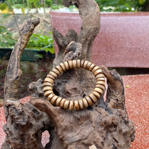 Nouveau produit Bracelet en bois d'agar Bracelet extensible rond lisse naturel original du Vietnam prêt à exporter - Product Image 6