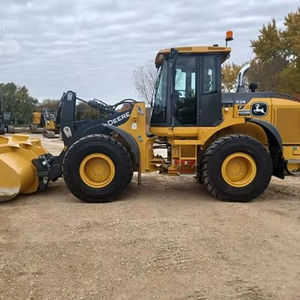 Tractor Agrícola DEERE 524 P-TIER 2023 de 185HP con Motor y Caja de Cambios - Product Image 1