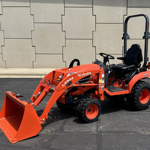 รถแทรคเตอร์ล้อ4WD BX2680 70HP พร้อมเกียร์ขับเคลื่อนและกระปุกเกียร์มีประสิทธิภาพสูง - Product Image 1