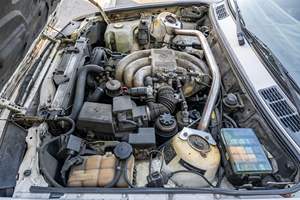 BMW 325i Sedán de 1989 Usado, Sin Reserva, Transmisión Manual de 5 Velocidades, Motor de 6 Cilindros, Propiedad de California - Product Image 6