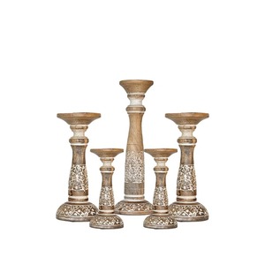 Candelabro de Madera de Última Generación con Madera de Primera Calidad, Diseño Antiguo, Candelabro de Mesa de Madera Artesanal (Juego de 3) - Product Image 2