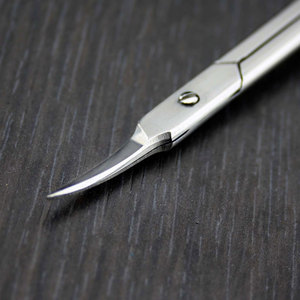 Herramienta de manicura, punta para el cuidado de las uñas, afilada tijera curvada, Tijeras para uñas para cutículas de acero inoxidable a la venta - Product Image 2