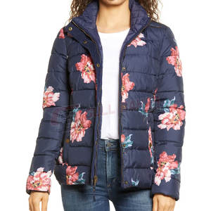 Chaqueta Acolchada Ligera y Transpirable para Mujer con Logotipo Personalizado, para Uso en Exteriores en Invierno, Diseño Acolchado, Cierre de Cremallera, Forro de Nailon - Product Image 2