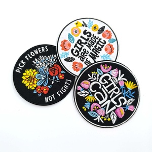 Parche Termoadhesivo de Tela Chenilla Bordada, Parche Personalizado Termoadhesivo, Parche Bordado en 3D con Logotipo de Diseñador, Pegatinas Bordadas para Coser - Product Image 5