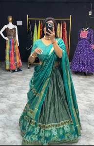 Magnifique Lehenga Choli pour femmes Navratri avec un dupatta fantaisie et des travaux de soie pour les occasions de fête - Product Image 6