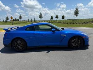 2024 GT-R Convertible SUV AWD R18 Tires Automatic Gearbox Left Steering Leather Seats Panoramic Sunroof Rear <b>Camera</b> Used - Product Image 5