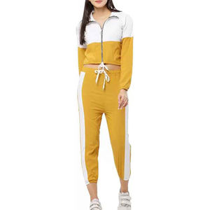 Ensemble de survêtement de jogging coupe ajustée pour femmes avec logo personnalisé Sweat à capuche survêtements personnalisés - Product Image 2