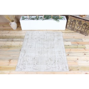 Alfombra Turca de 4.2x4.9 pies, Alfombra Verde con Diseño Floral de Lana - Product Image 1