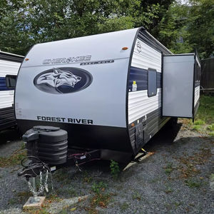 NOUVEAU EN PRIX DE STOCK POUR 2025 Cherokees Greys Wolf 26DBH - Product Image 1