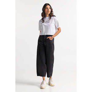 กางเกงยีนส์ขากว้างสีดำเอวสูง WM-JNS-SS24-009 กางเกงยีนส์แฟชั่นเรียบง่าย - Product Image 5