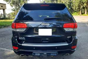 SUV de Lujo Mediano Usado 2024, Sistema de Tracción 4x4, Transmisión Automática, Interior Premium, Capacidad Todoterreno - Product Image 3