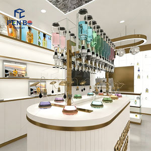 Vetrina e Scaffali per Esposizione Profumi di Alta Qualità, Arredamento Personalizzato per Boutique e Negozi al Dettaglio, Design d'Interni per Negozi - Product Image 6