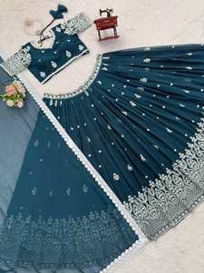 Lehenga Verde Menta Bordada con Mangas Abullonadas, Lehnga Choli del Mejor Fabricante Indio a Precio de Mayoreo - Product Image 6