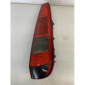 LUZ TRASERA DERECHA FORD Fiesta 4ª Serie 1324563 (02>05) - Product Image 1