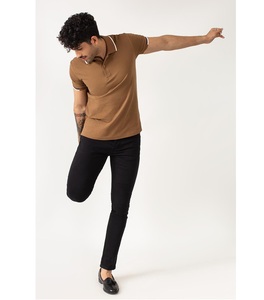 Polo en coton premium pour homme avec logo personnalisé, col contrasté, manches courtes, léger, 100% coton tricoté - Product Image 2